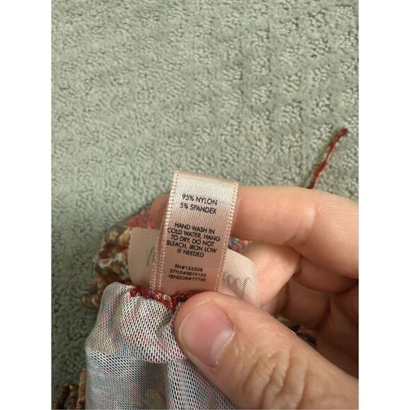 Willow and Root Sheer Floral Adjustable Crop Top Medium - Picture 8 of 8